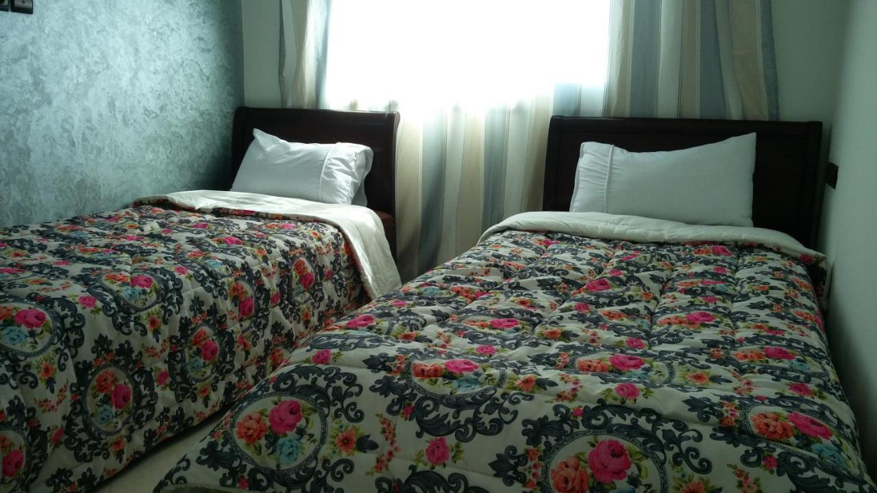Logement Hotel Et Navette Gratuite フェズ エクステリア 写真