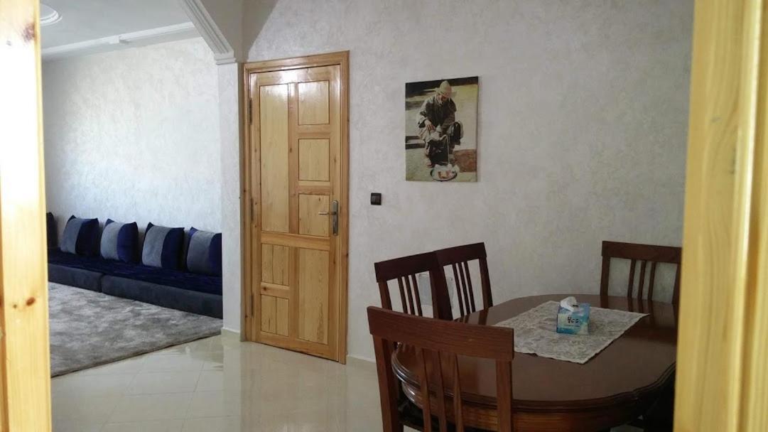 Logement Hotel Et Navette Gratuite フェズ エクステリア 写真
